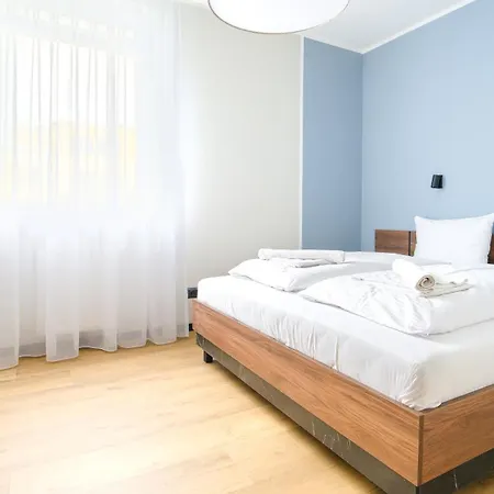 Aquamarina, Sun & Snow *