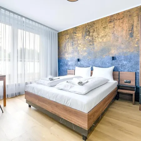 Aquamarina, Sun & Snow